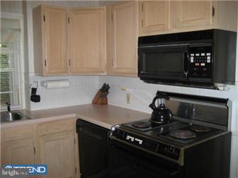 121 Earlington Road Havertown, PA 19083 - Photo 6 of 12 Kitchen