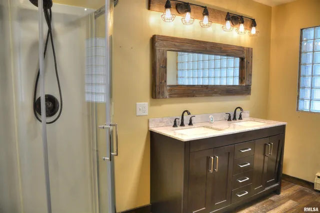 $80,000 | 651 North Washington Street, Bushnell, IL 61422