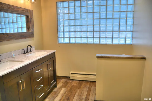 $80,000 | 651 North Washington Street, Bushnell, IL 61422