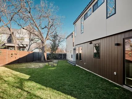 $698,000 | 3209 Dolphin Drive, Unit 2, Austin, TX 78704