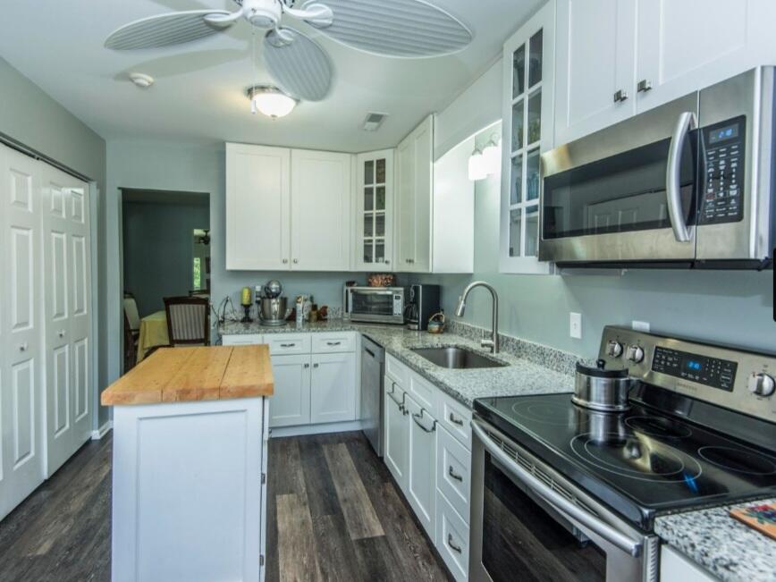 211 Laurel Ridge Road North Charleston, SC 29418 - Photo 4 of 5 211kitchen