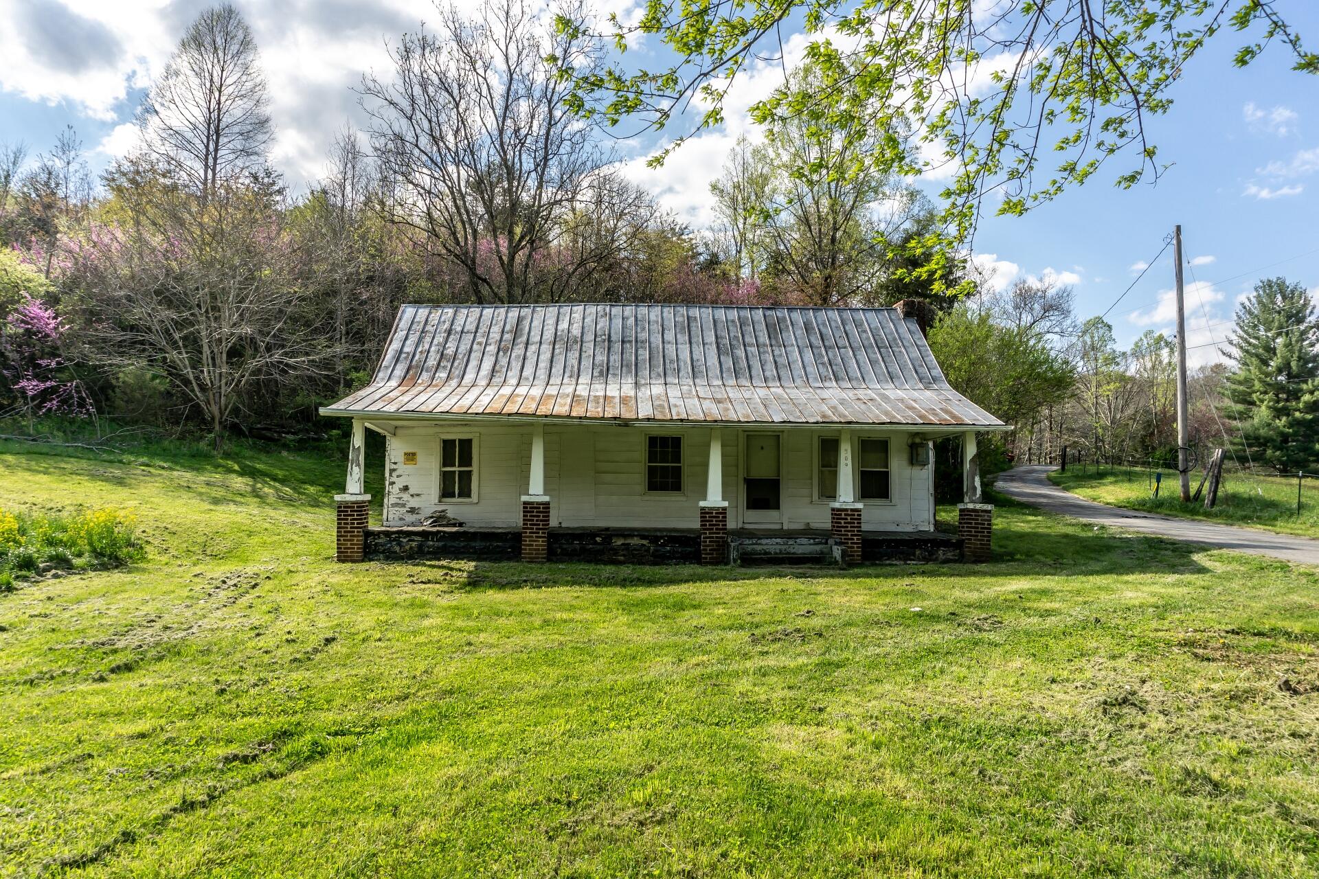 309 Rock Hill Road Watauga, TN 37694 - Photo 37 of 55 309RockHillW_001