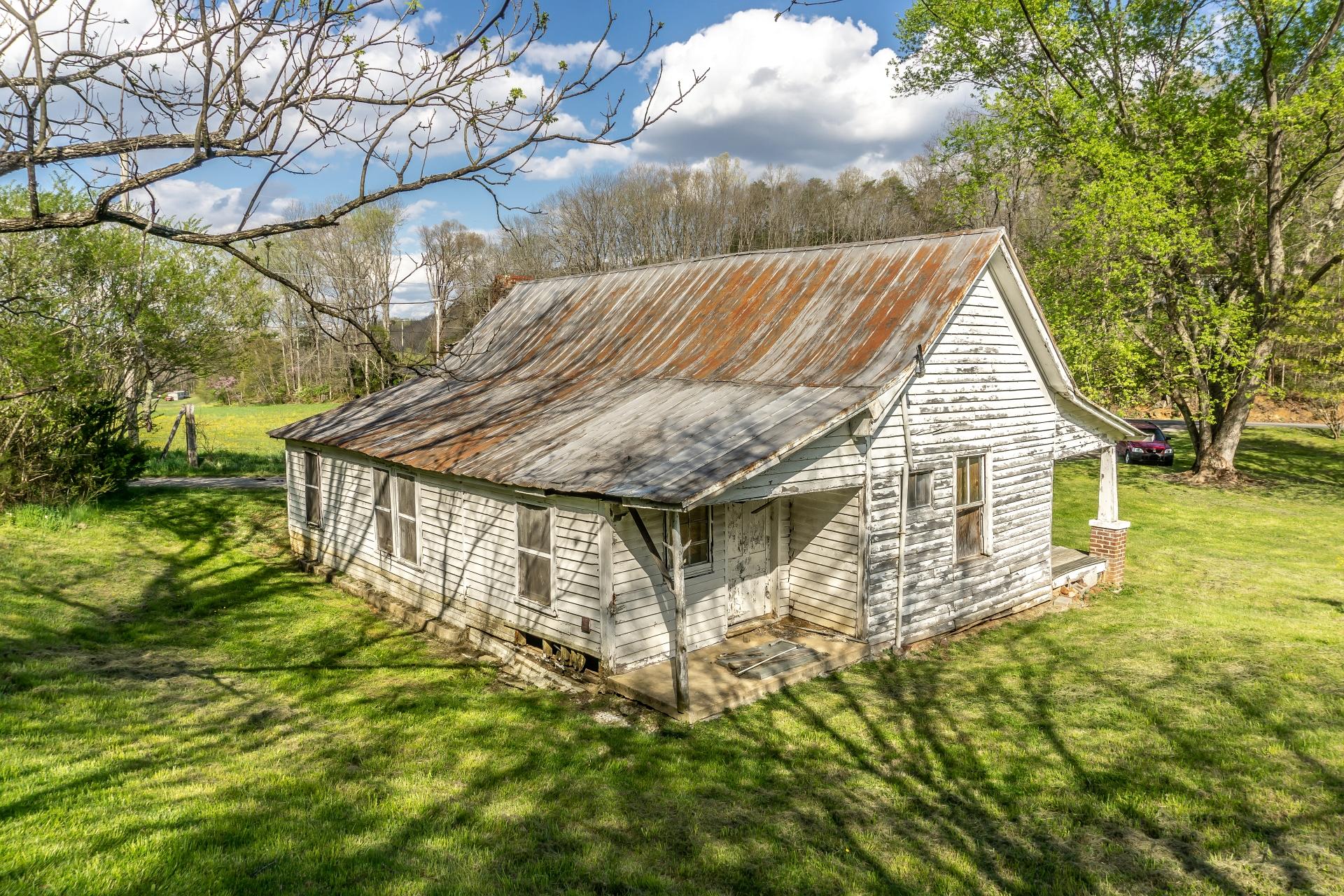 309 Rock Hill Road Watauga, TN 37694 - Photo 41 of 55 309RockHillW_004
