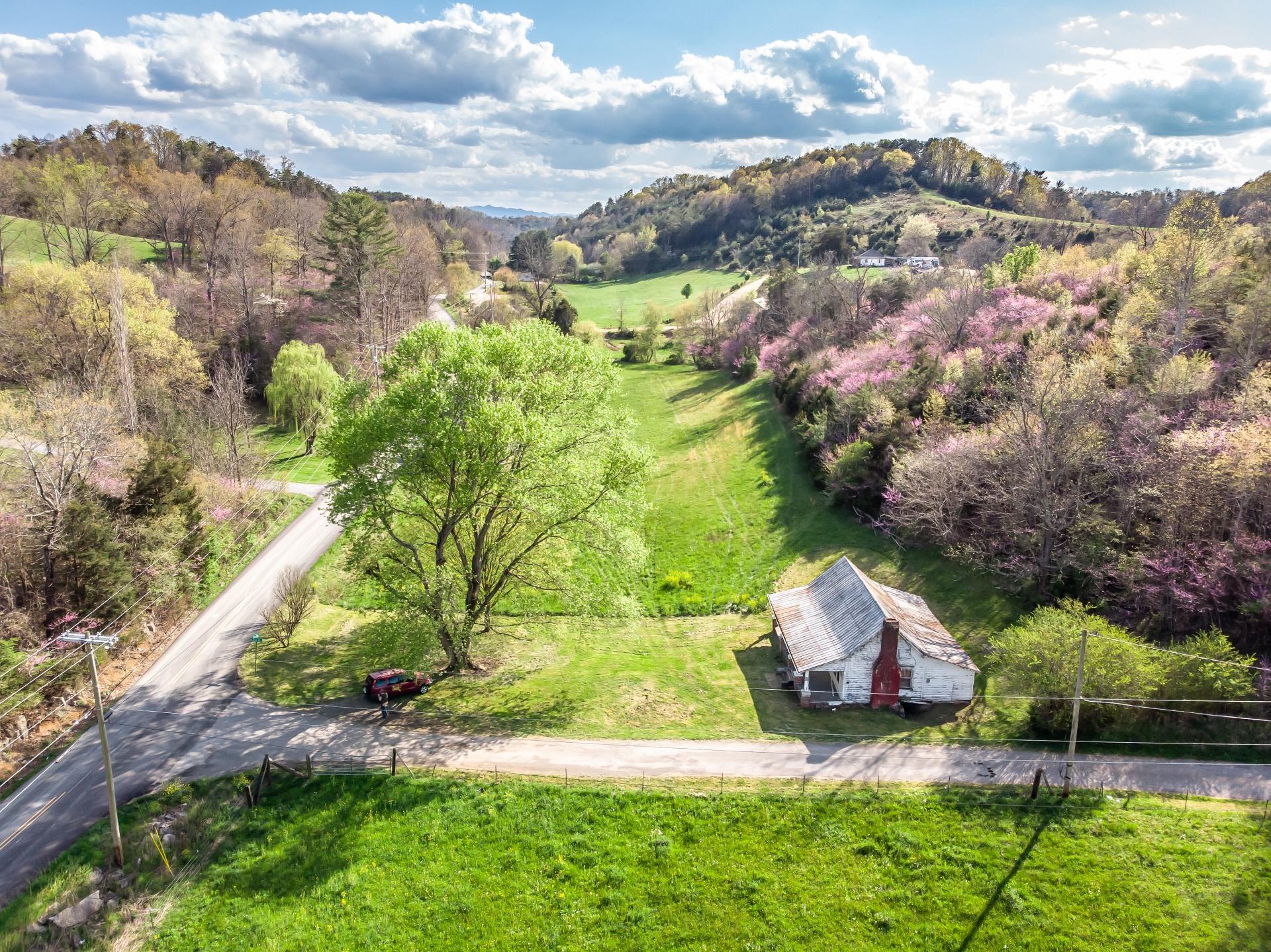 309 Rock Hill Road Watauga, TN 37694 - Photo 53 of 55 309RockHillW_113