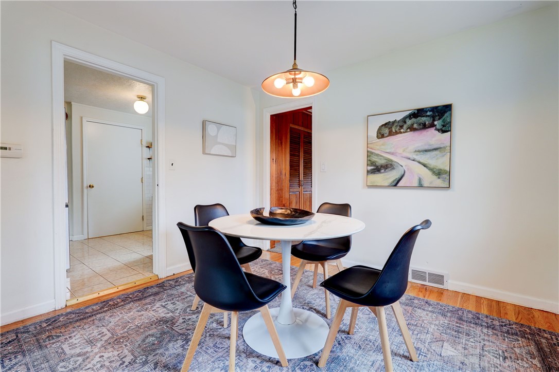 379 Brandon Road Irondequoit, NY 14622 - Photo 11 of 34