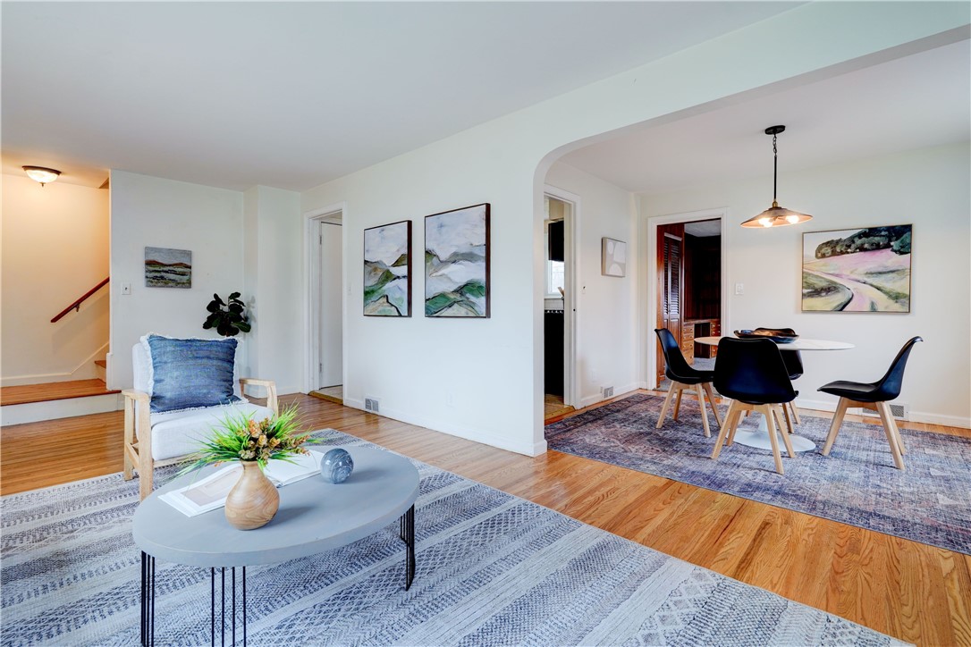 379 Brandon Road Irondequoit, NY 14622 - Photo 9 of 34