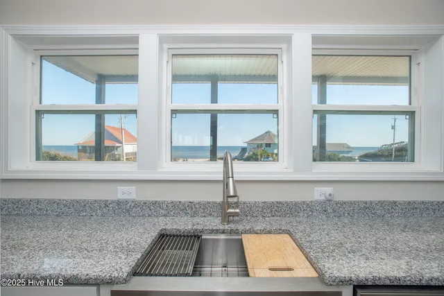 $750,000 | 285 Soundview Drive, Cedar Island, NC 28520