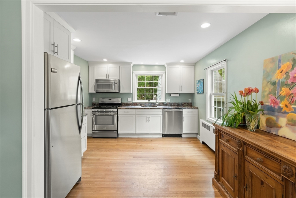 127 Allerton Road Milton, MA 02186 - Photo 11 of 42 Gallery Image 11