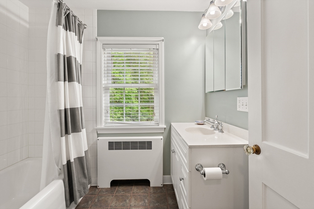 127 Allerton Road Milton, MA 02186 - Photo 19 of 42 Gallery Image 19