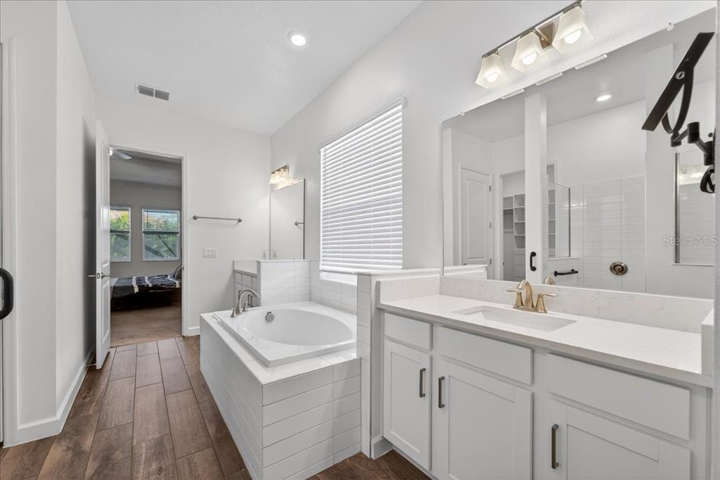 17173 Scuba Crest Street Wimauma, FL 33598 - Photo 46 of 100