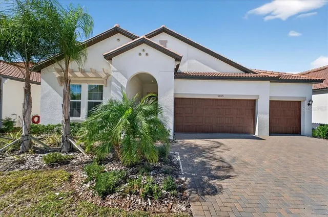 $649,000 | 17173 Scuba Crest Street, Wimauma, FL 33598