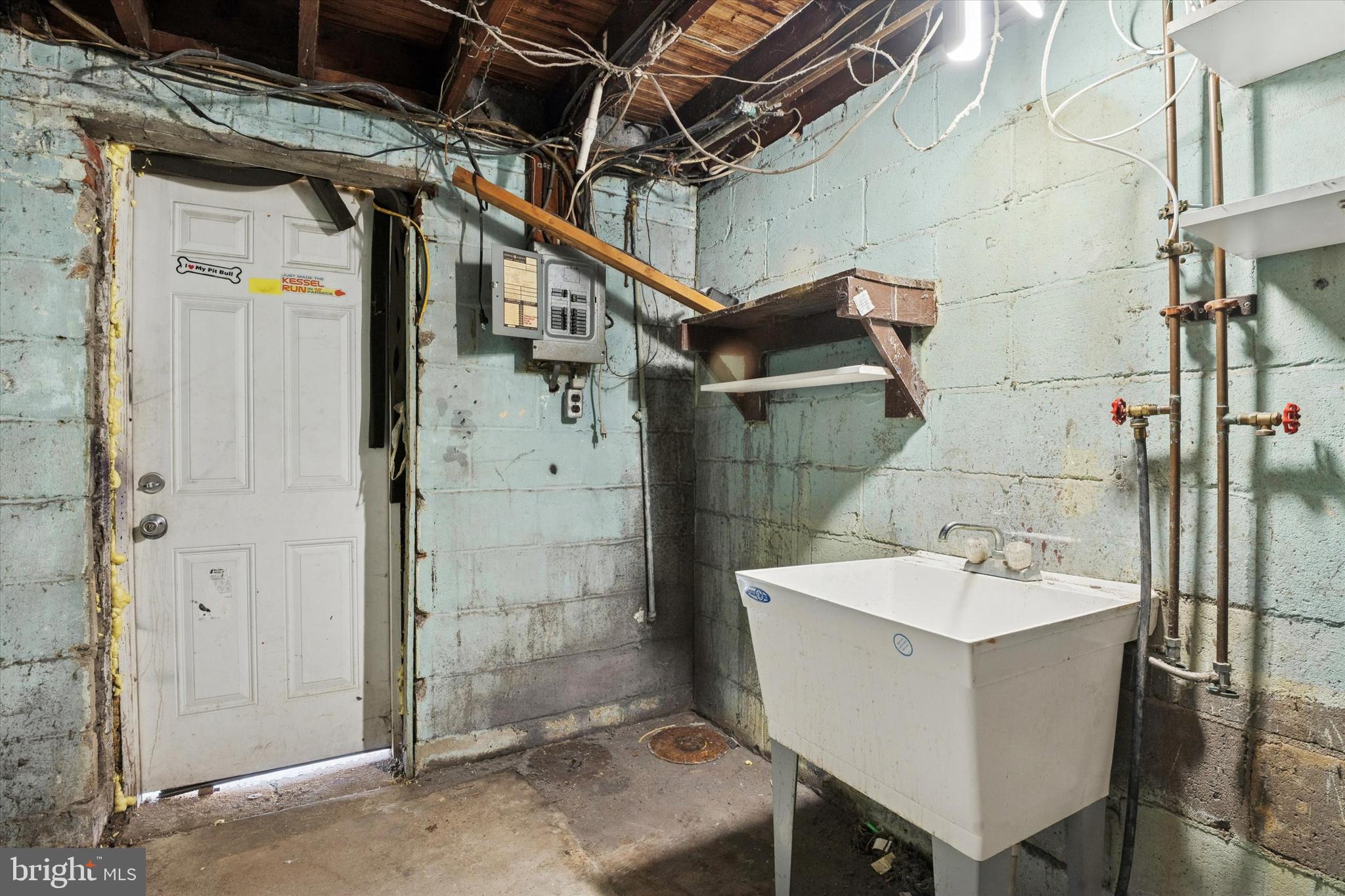 1964 Lakeview Road Wilmington, DE 19805 - Photo 8 of 9