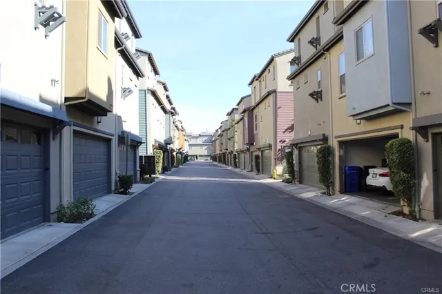 $3,100 | 12427 Canal Drive, Unit 3, Rancho Cucamonga, CA 91739