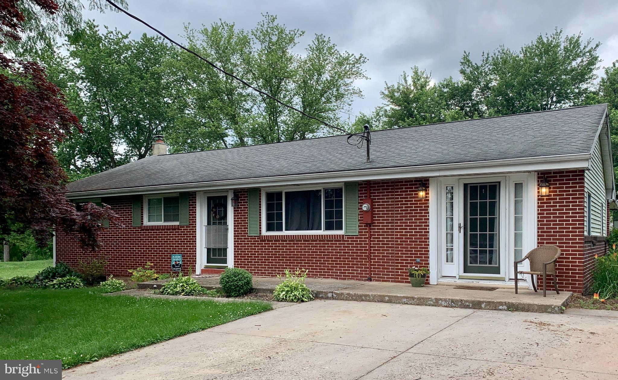 4248 Heather Road Elizabethtown, PA 17022 - Photo 1 of 12 Gallery Image 1