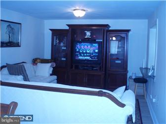 9940 Woodfern Road Philadelphia, PA 19115 - Photo 9 of 12 Bedroom - Main