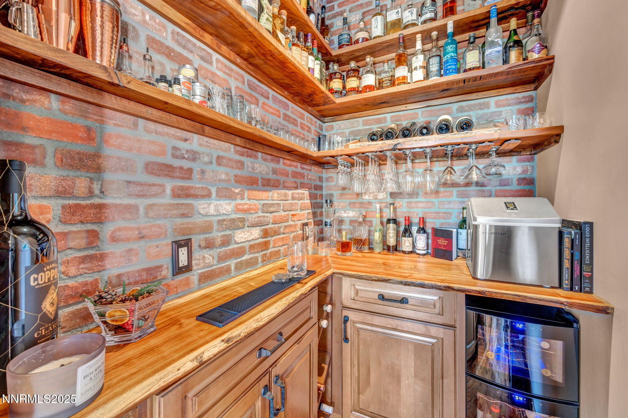 186 Carleton Court Reno, NV 89511 - Photo 24 of 85 146-web-or-mls-186-carleton-ct