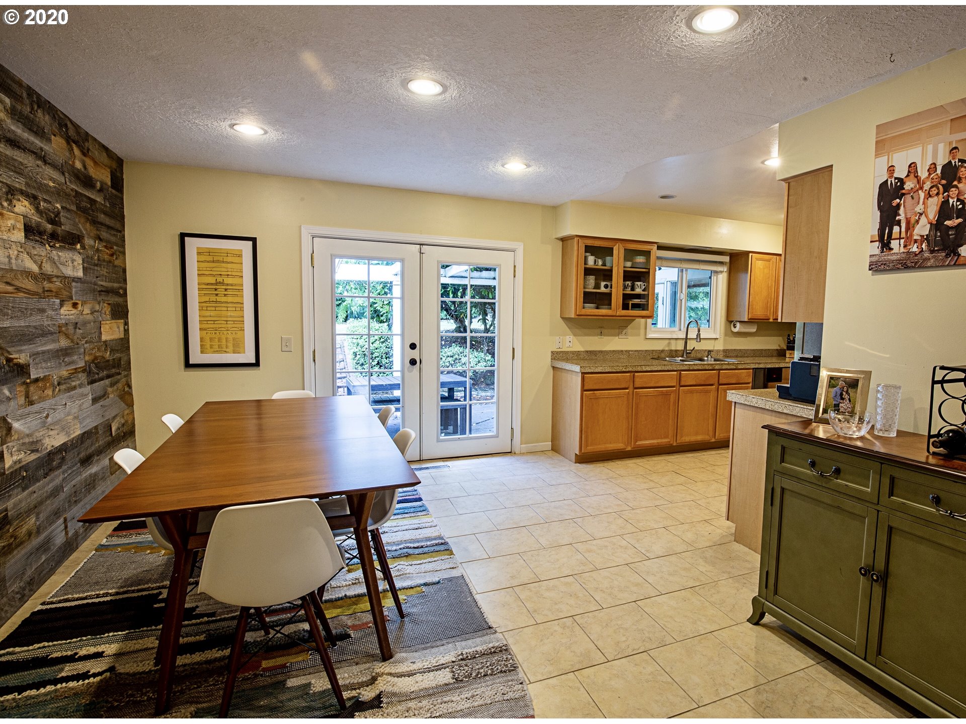 9065 Southwest Washington Street Portland, OR 97225 - Photo 5 of 22 Gallery Image 5