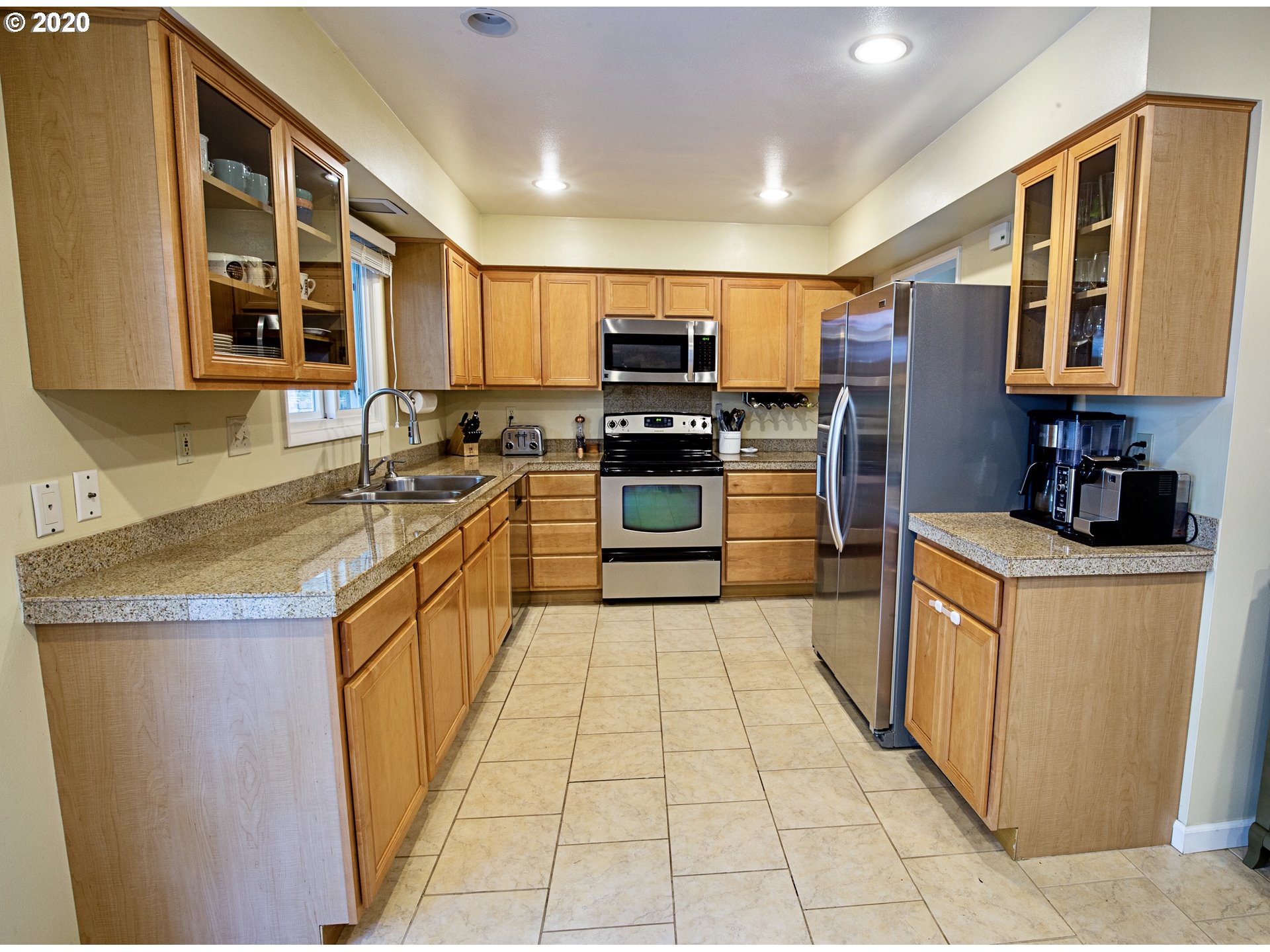 9065 Southwest Washington Street Portland, OR 97225 - Photo 7 of 22 Gallery Image 7