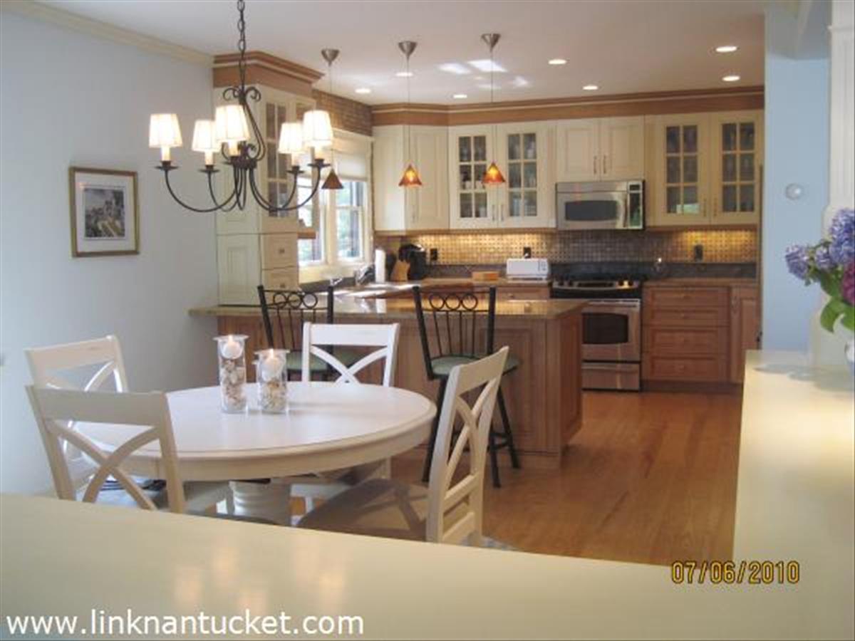 18 Derrymore Road Nantucket, MA 02554 - Photo 4 of 19 Gallery Image 4