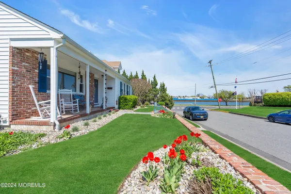 $16,000 | 67 North Farragut Avenue, Manasquan, NJ 08736