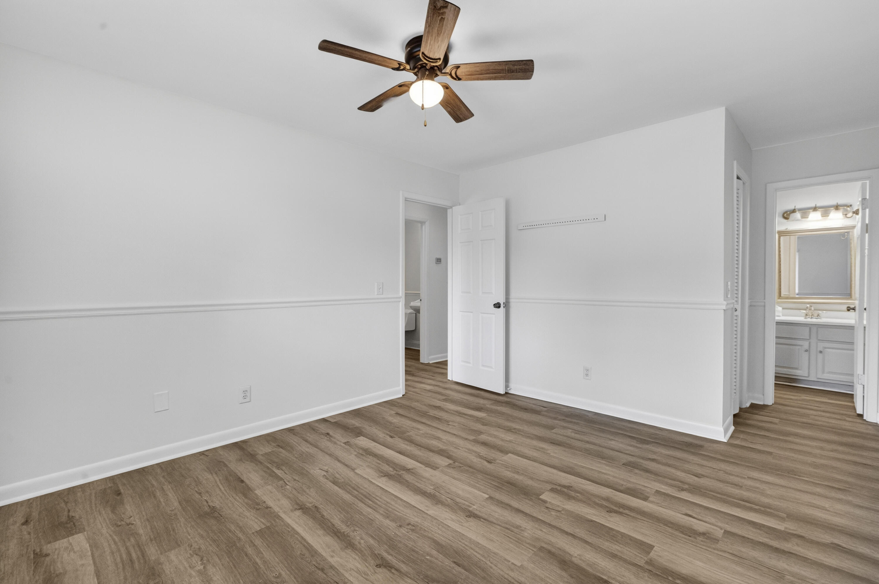 91 Ashley Hall Plantation Road, Unit 4 Charleston, SC 29407 - Photo 24 of 31 Interior