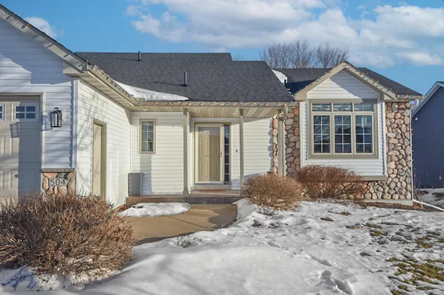 $435,000 | 504 13th Avenue North, Sartell, MN 56377