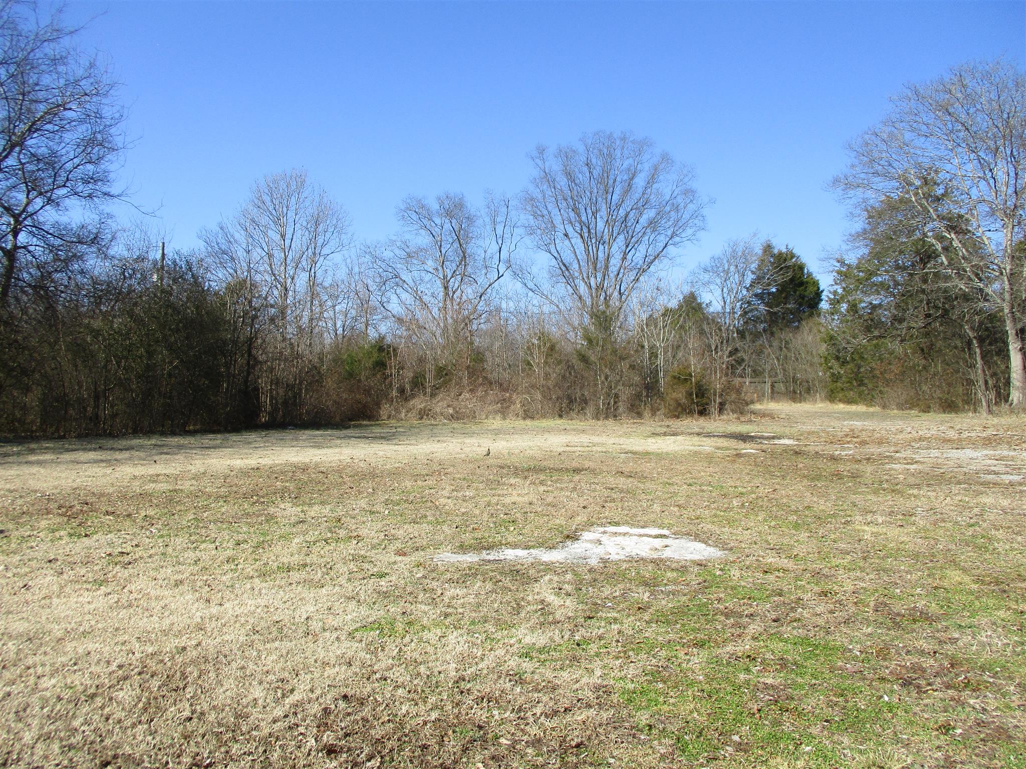 832 Rome Pike Lebanon, TN 37087 - Photo 4 of 26 Gallery Image 4