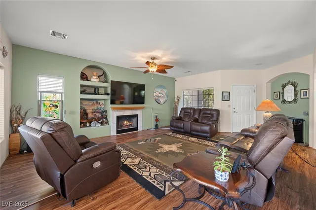 $384,900 | 1433 Palm Drive, Laughlin, NV 89029