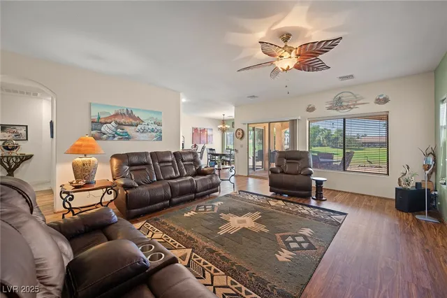 $384,900 | 1433 Palm Drive, Laughlin, NV 89029