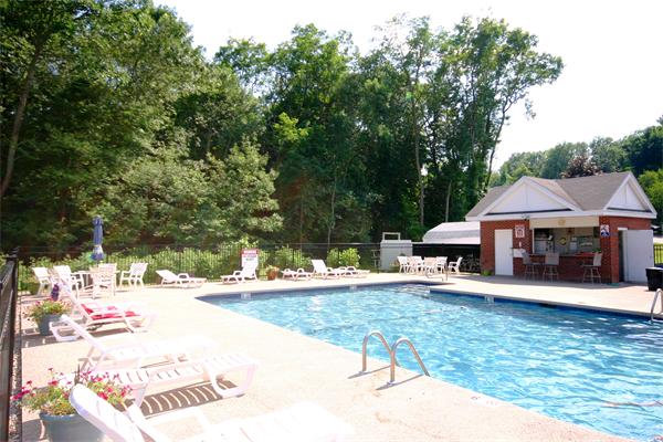 25 Clark's Road, Unit 305 Amesbury, MA 01913 - Photo 26 of 27 Gallery Image 26