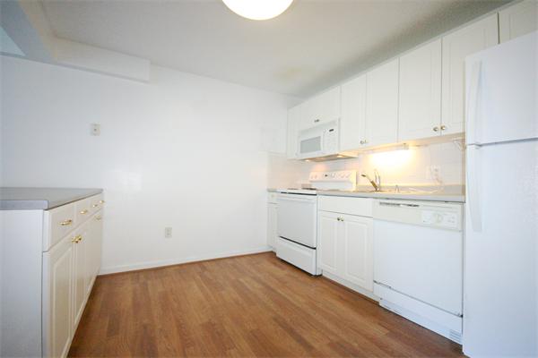 25 Clark's Road, Unit 305 Amesbury, MA 01913 - Photo 5 of 27 Gallery Image 5