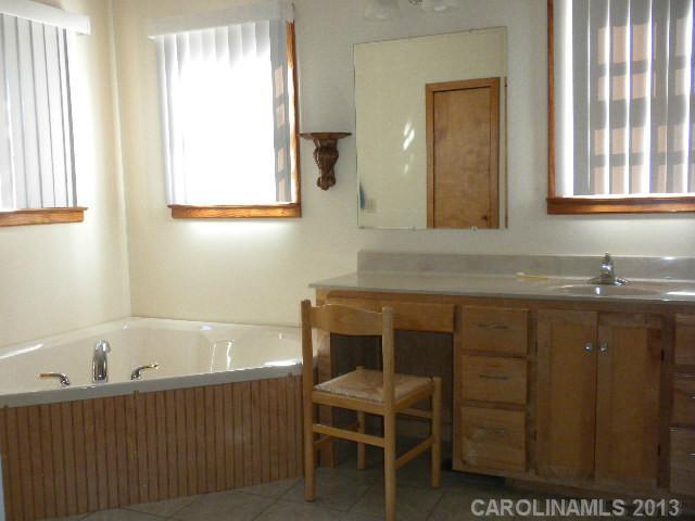 7521 Fish Road Marshville, NC 28103 - Photo 10 of 16