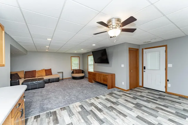 $499,900 | 20 Amy Lane, Mantorville, MN 55955