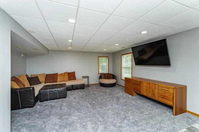 $499,900 | 20 Amy Lane, Mantorville, MN 55955