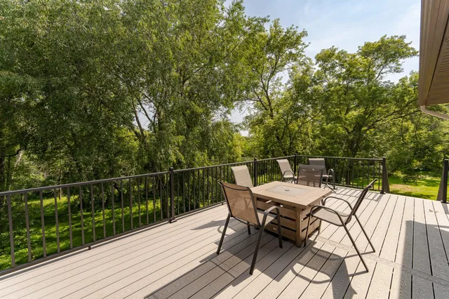 $499,900 | 20 Amy Lane, Mantorville, MN 55955