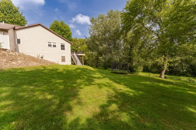 $499,900 | 20 Amy Lane, Mantorville, MN 55955