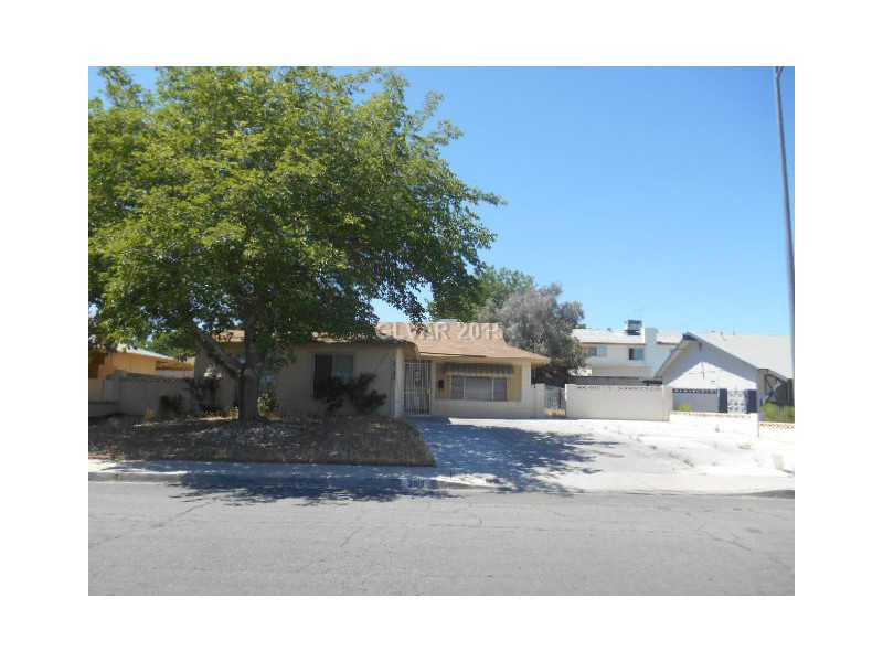 3103 South Topaz Road Las Vegas, NV 89121 - Photo 1 of 21 Property Photo.
