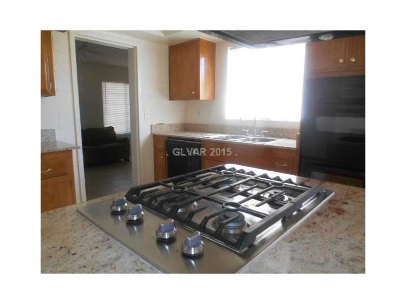 3103 South Topaz Road Las Vegas, NV 89121 - Photo 11 of 21 Property Photo. Good top