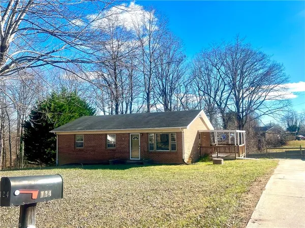 $160,000 | 124 Kimberly Street, Mount Airy, NC 27030