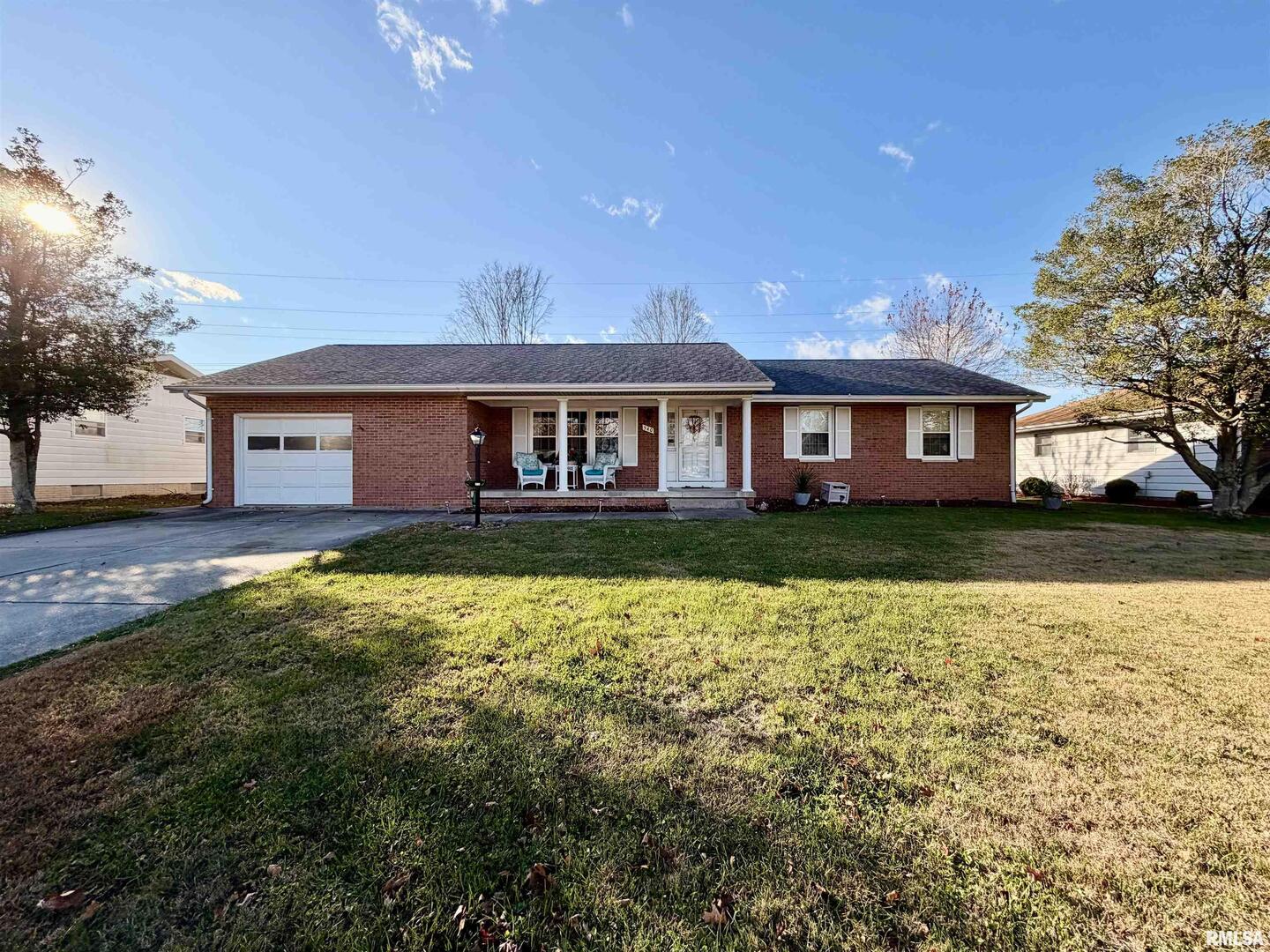 540 Meadowbrook Lane Centralia, IL 62801 - Photo 14 of 14 a view of a house with a yard