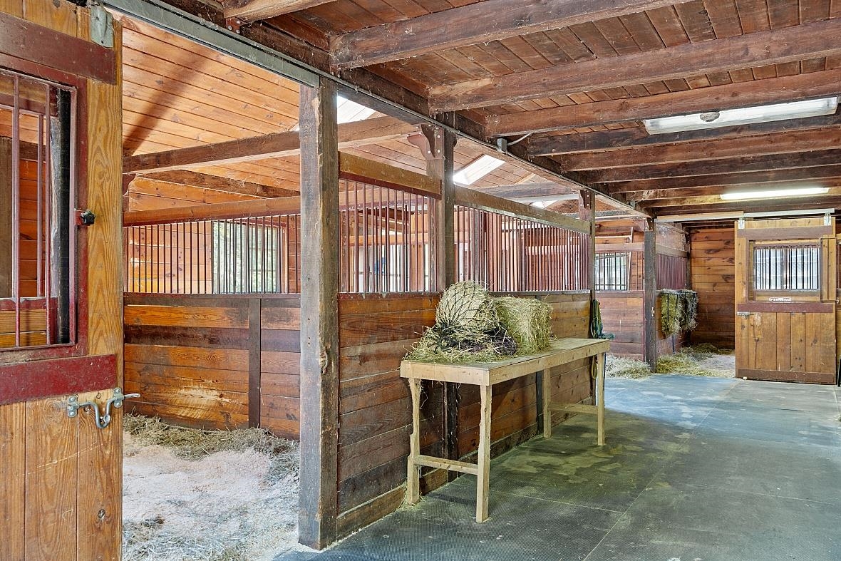 153 Exeter Road Hampton Falls, NH 03844 - Photo 25 of 40