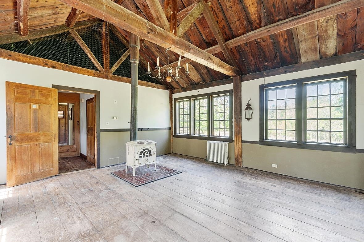 153 Exeter Road Hampton Falls, NH 03844 - Photo 4 of 40