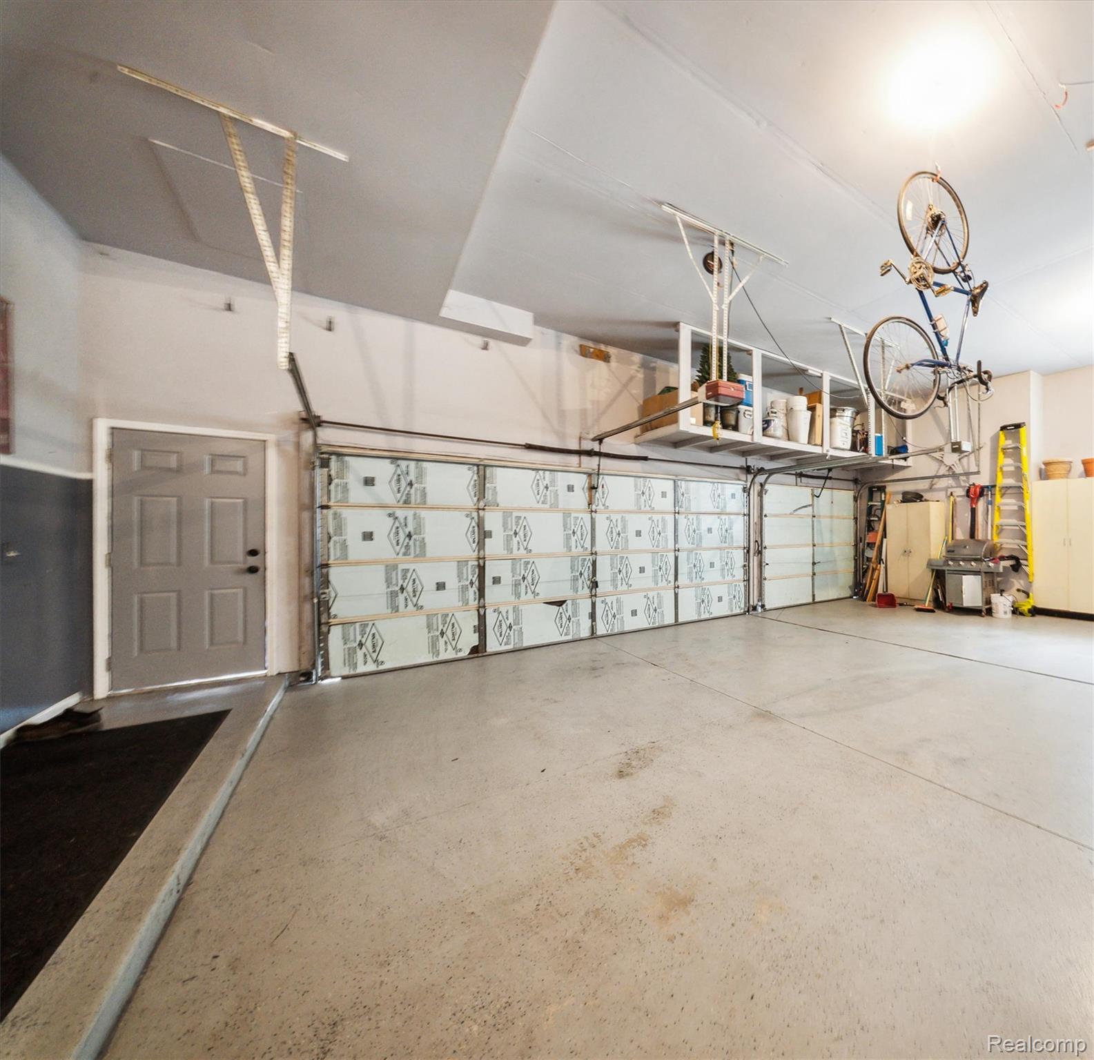 56764 Jewell Road Utica, MI 48315 - Photo 41 of 54 43-56764-Jewell-Rd-Shelby-Township-MI-48315-WindowStill-24.jpg