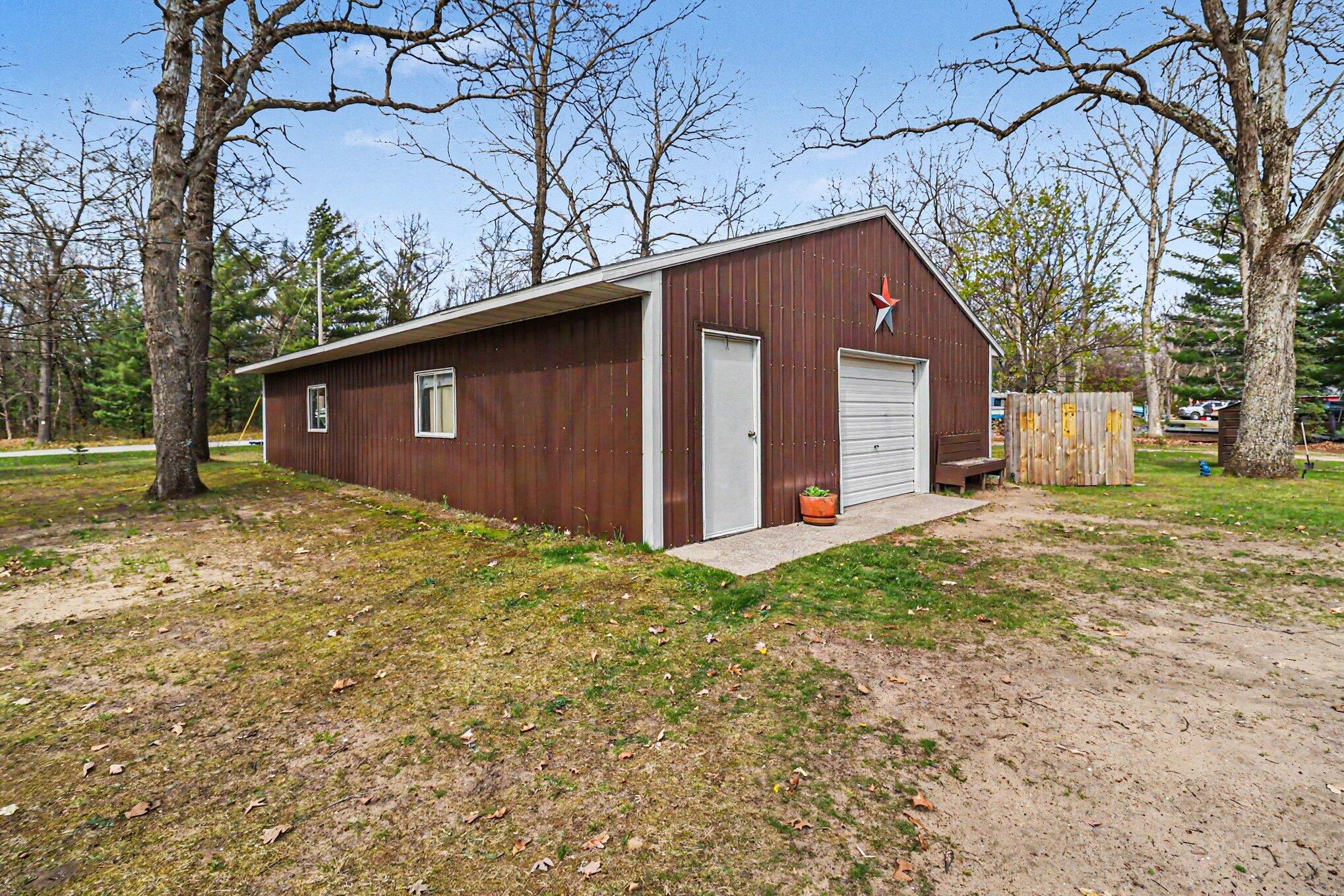 1430 South Walhalla Road Branch, MI 49402 - Photo 20 of 26 Pole Barn