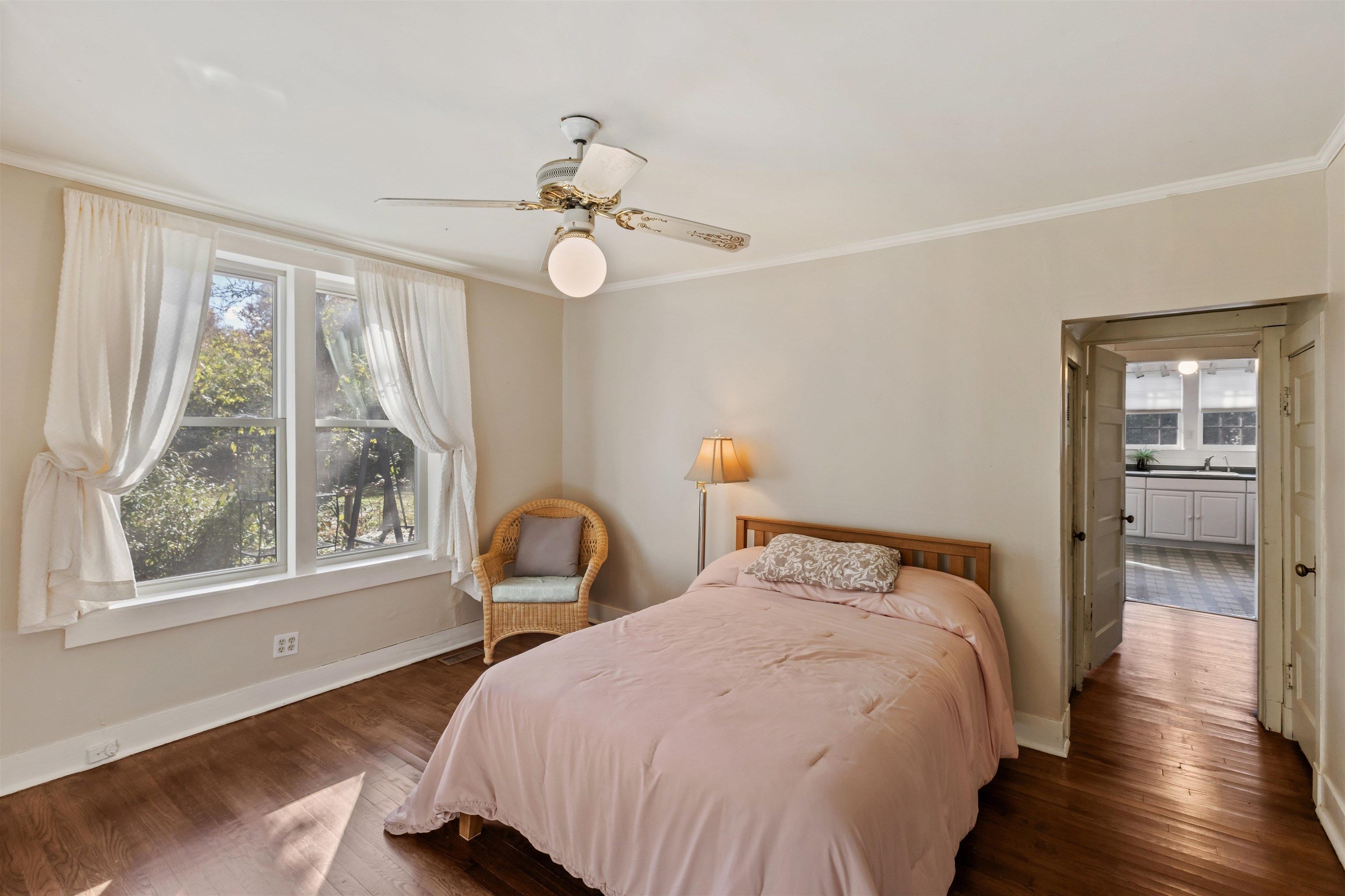 125 Keough Road Collierville, TN 38017 - Photo 8 of 19 a bedroom with a bed and a window