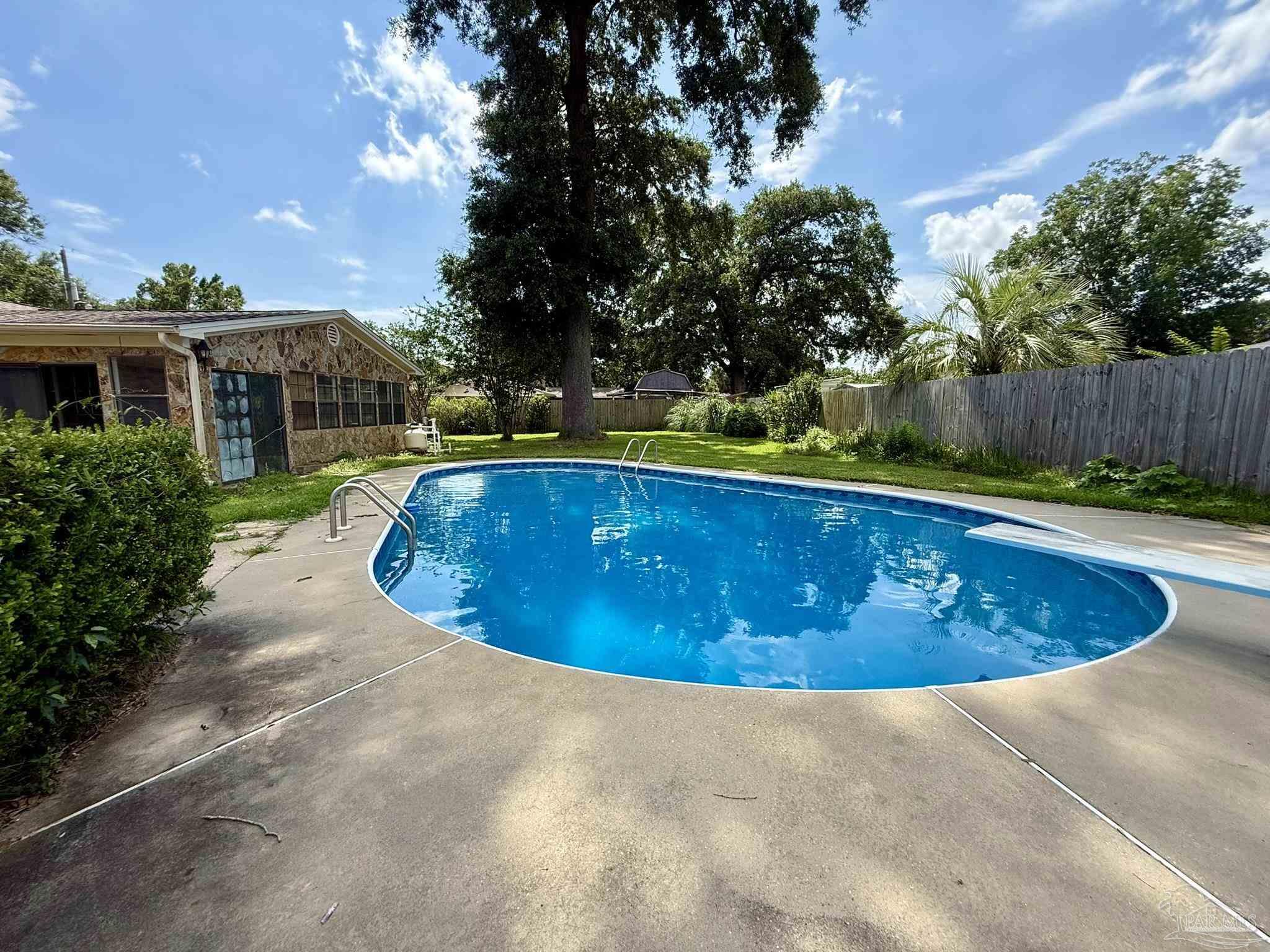 5012 Midas Road Pensacola, FL 32526 - Photo 9 of 59 Gallery Image 9
