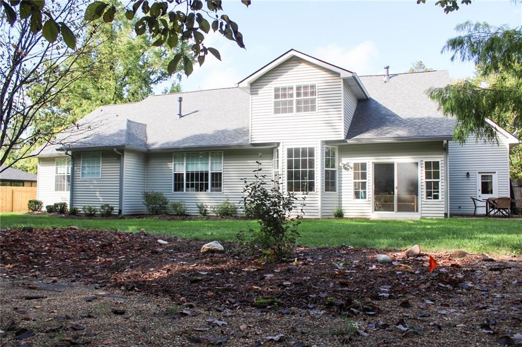 7025 Lantern Road Indianapolis, IN 46256 - Photo 33 of 38