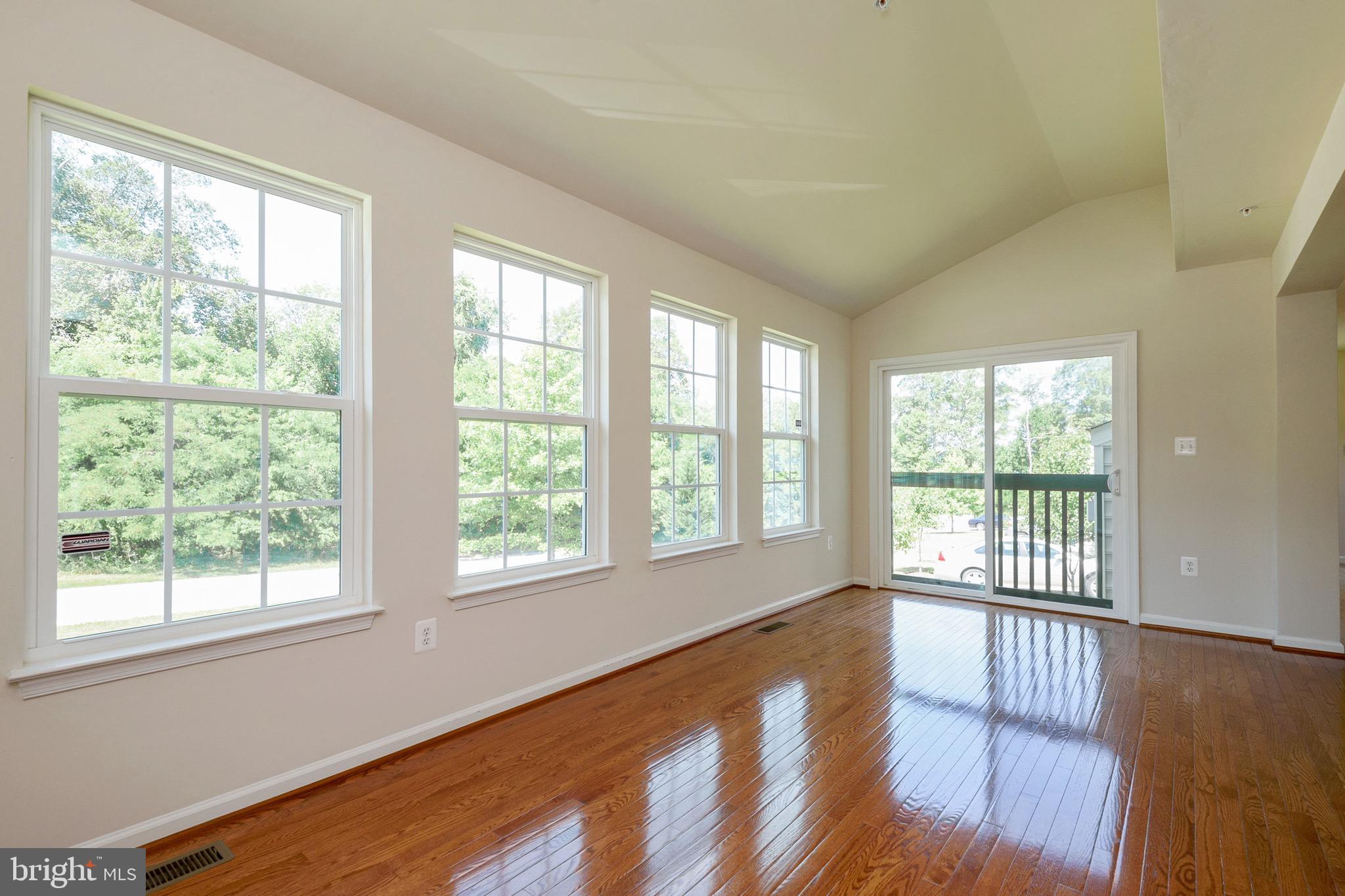 2707 St Marys View Road Accokeek, MD 20607 - Photo 12 of 48 Morning Room