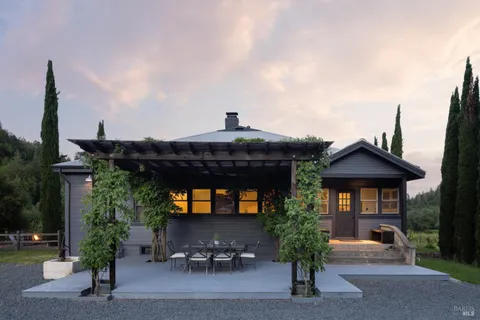 $2,995,000 | 8781 Martinelli Road, Forestville, CA 95436