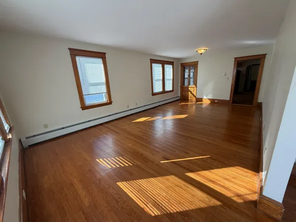 $2,600 | 84 Bowers Street, Nashua, NH 03060